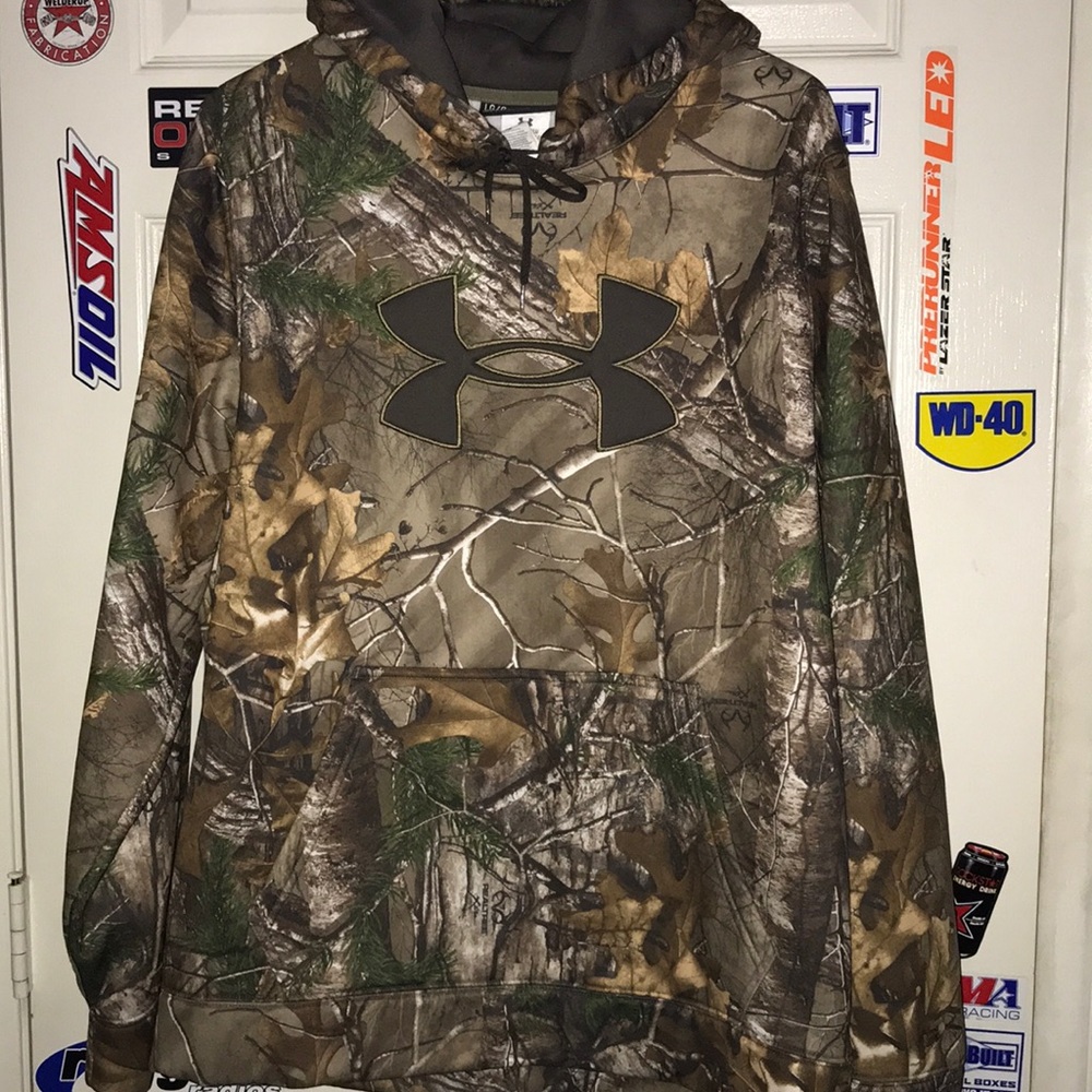 Real tree under armour hoodie
